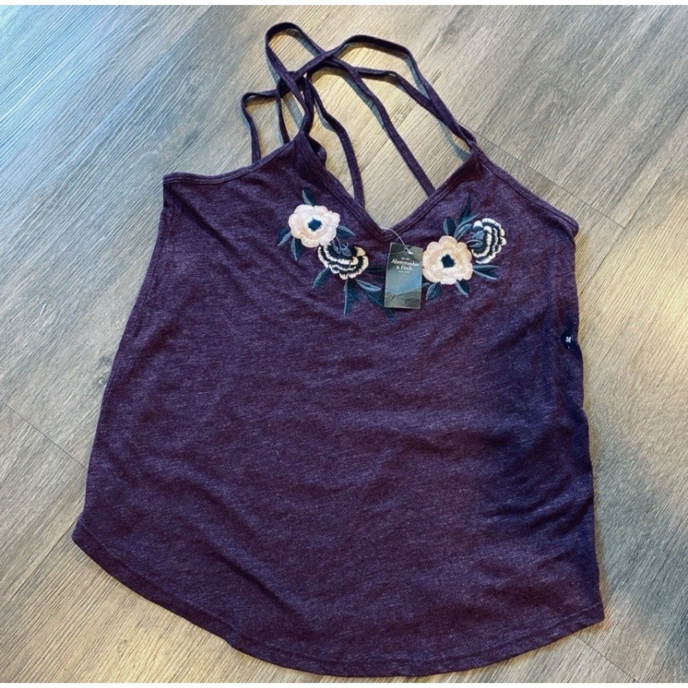 NWT Abercrombie Fitch Plum Size‎ Medium Tank Summer Festival Embroidered Flowers